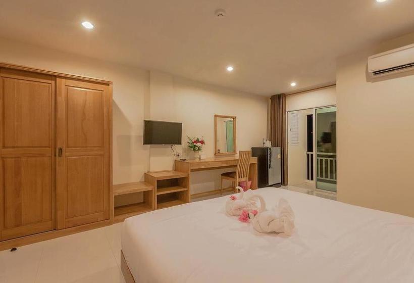 Hotel Js Residence 18