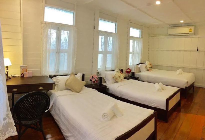 Hostel Purple Monkey Backpackers 8