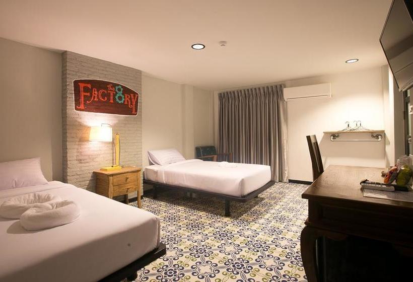 The 8 Factory Hostel 3