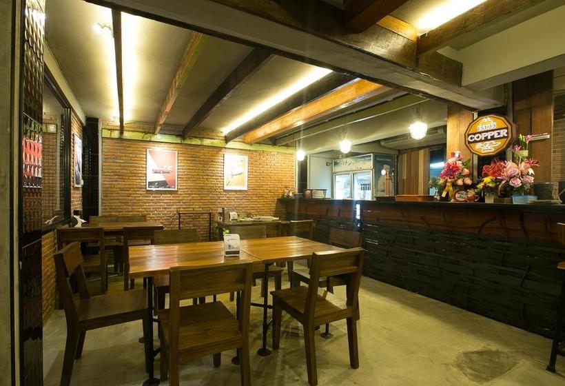 The 8 Factory Hostel 8