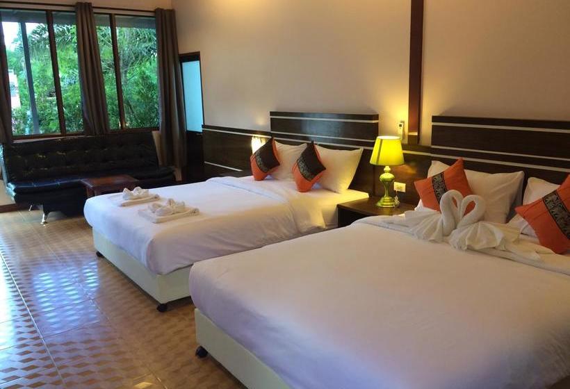 Hotel Banana Place Resort 12