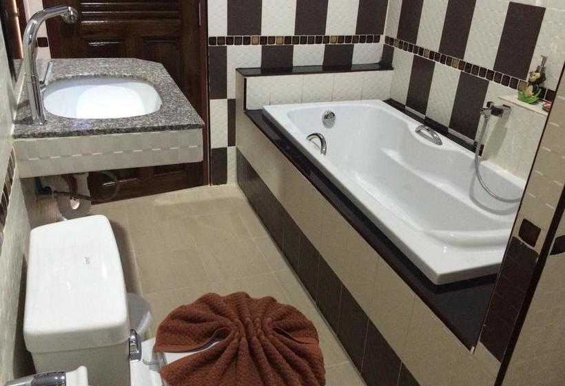 Hotel Banana Place Resort 15