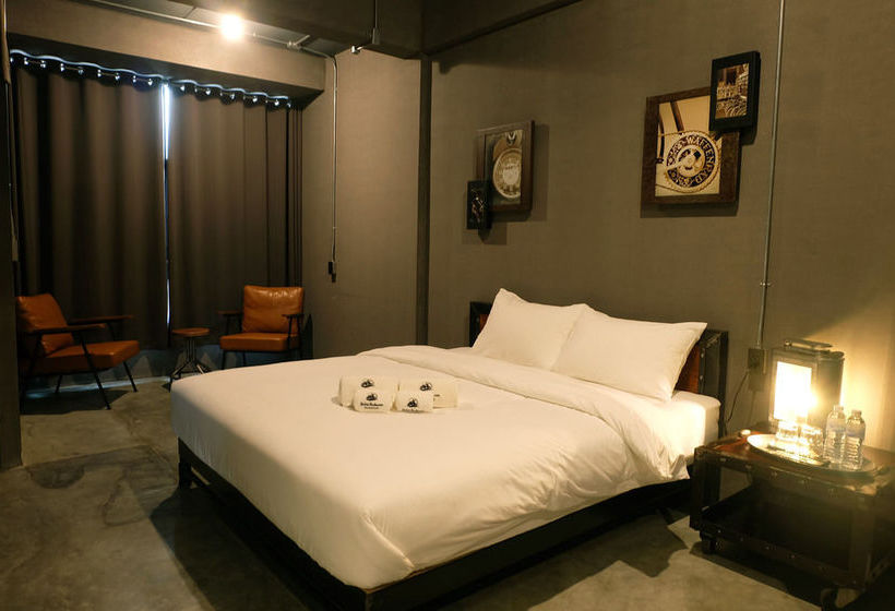 The Aree Hat Yai Hostel 5