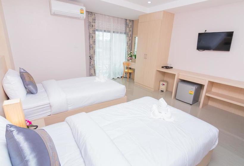 Hotel Samrong Garden 10