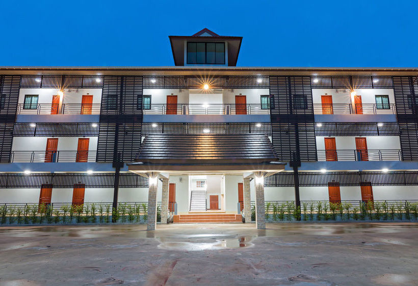 Hotel Samrong Garden 15