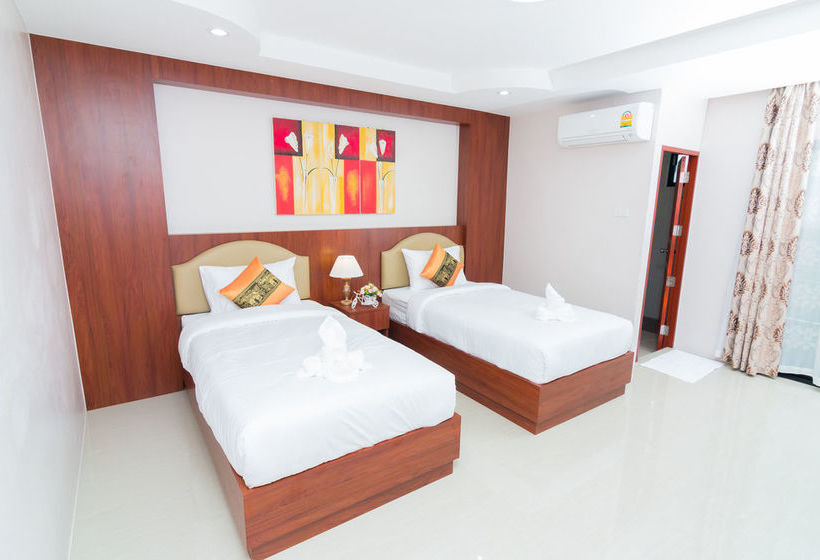 Hotel Samrong Garden 16