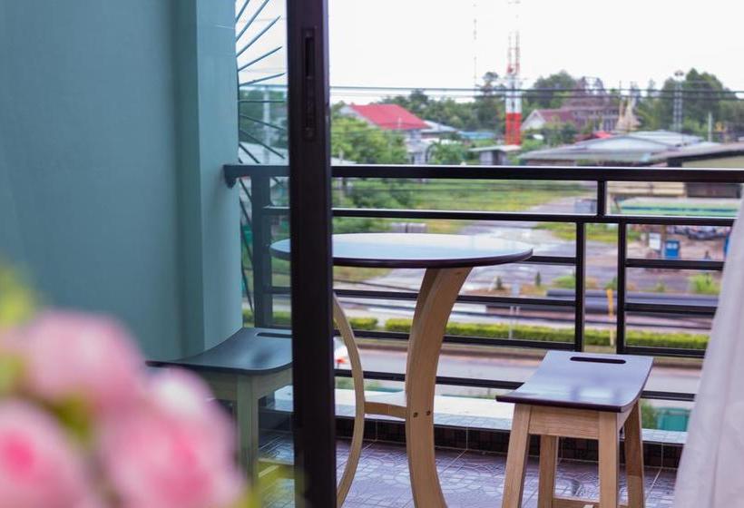 Hotel Samrong Garden 9