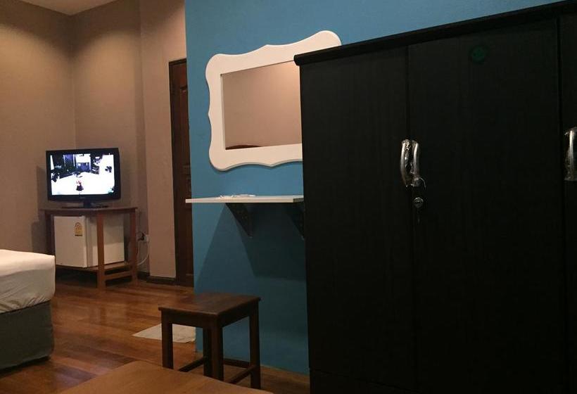 Hotel Nawaporn Place