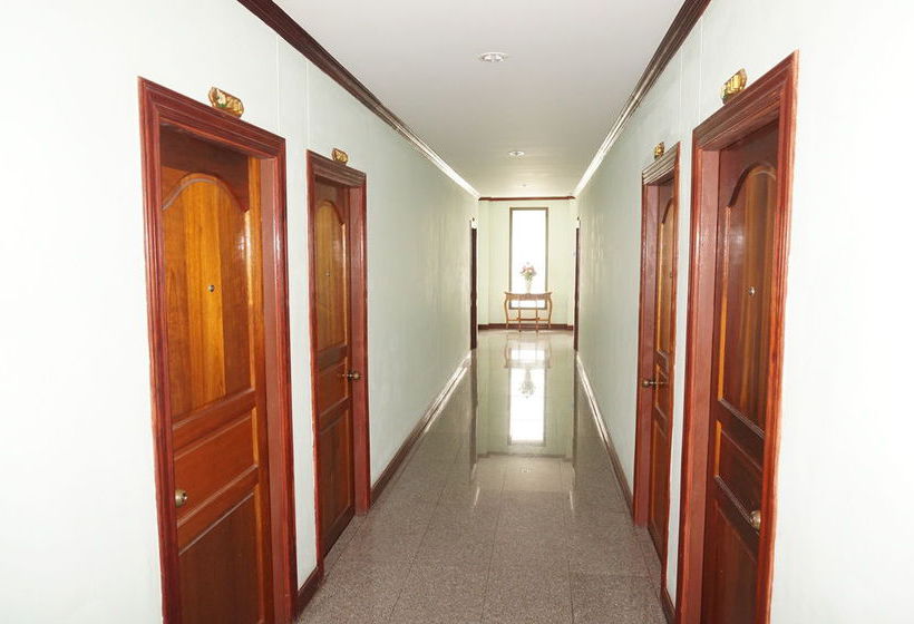 Hotel Cheaper Room 11