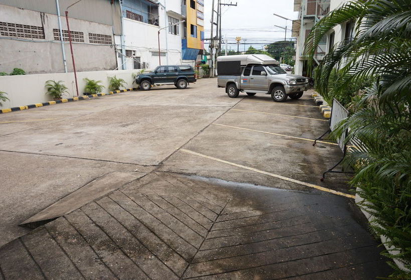 Hotel Cheaper Room 4