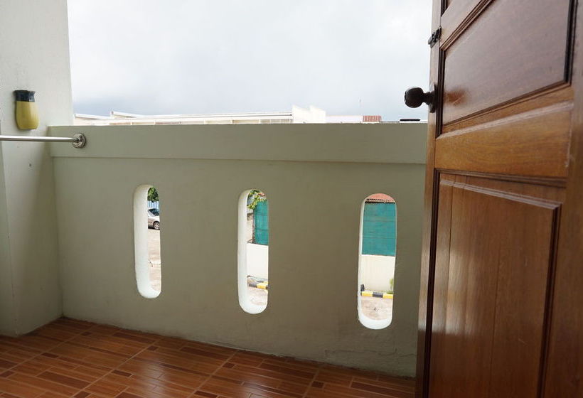 Hotel Cheaper Room 9