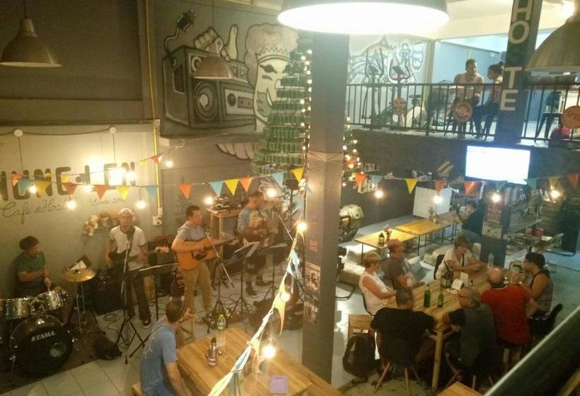 Norn Nung Len Cafe &hostel 1