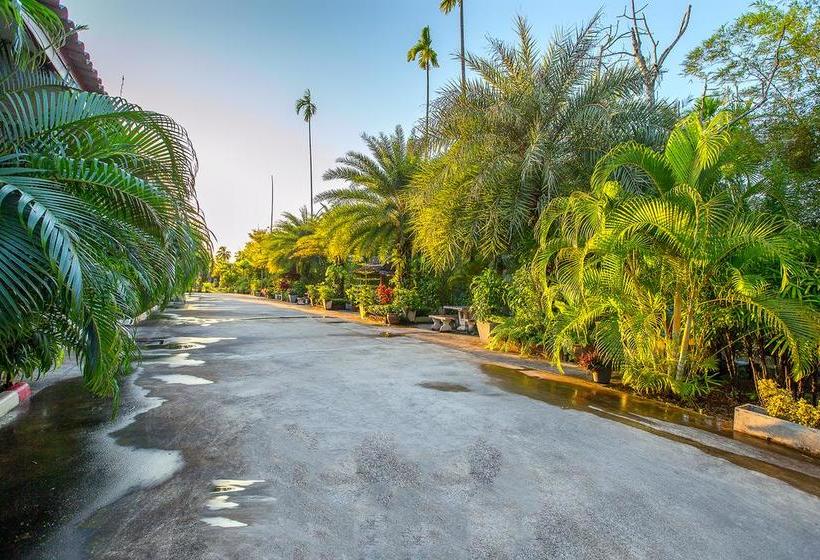 Baan Suan Rim Nam Resort 11