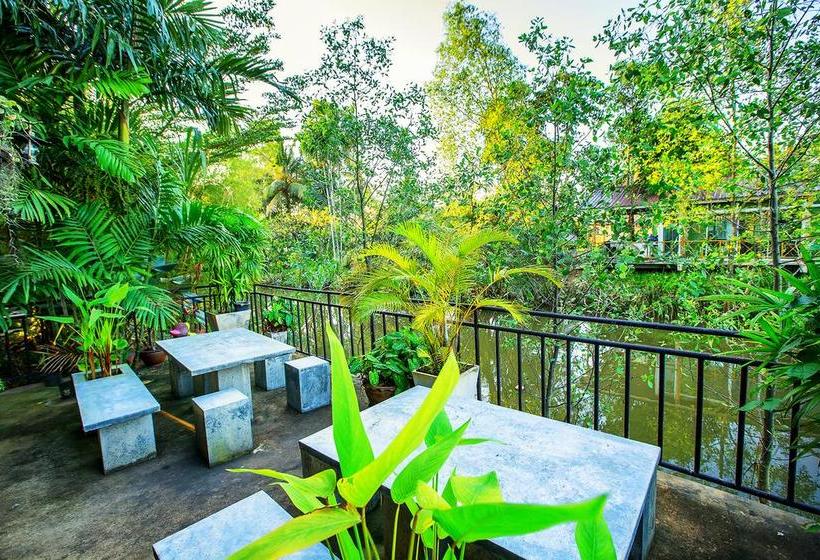 Baan Suan Rim Nam Resort 12