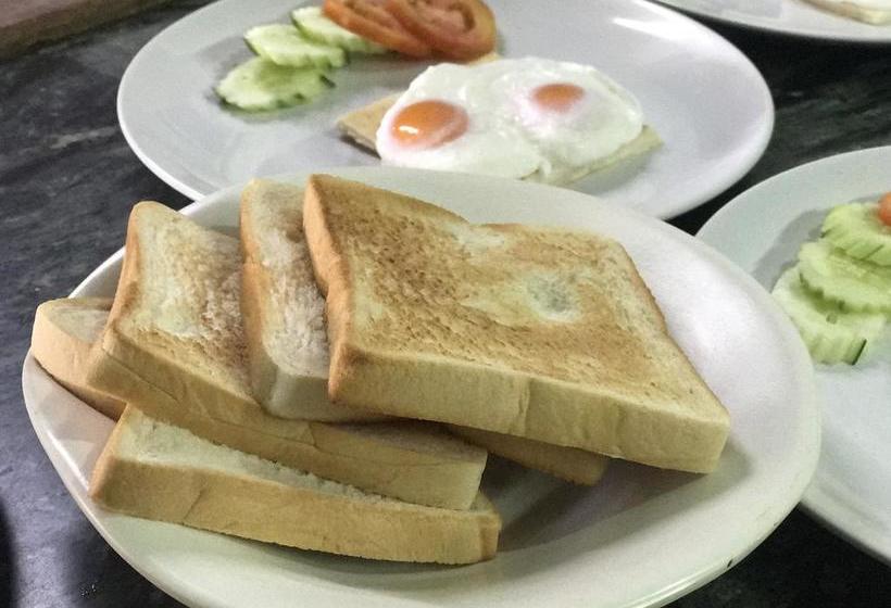 Bed and Breakfast Ocean 11 Residence Surat Thani