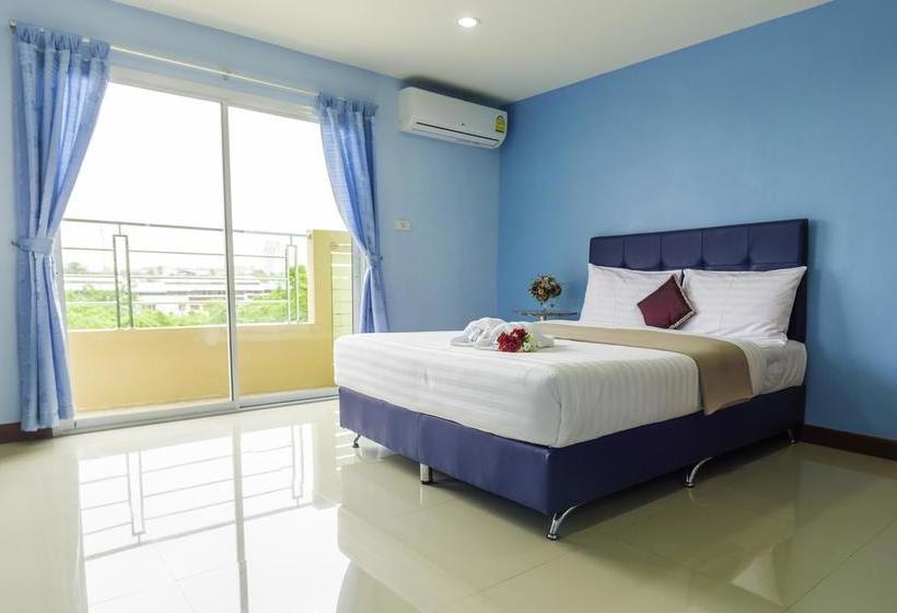 Hotel Jaroonsak Grand 6