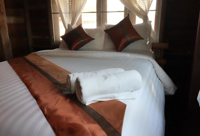 Huen Tawan Resort 18