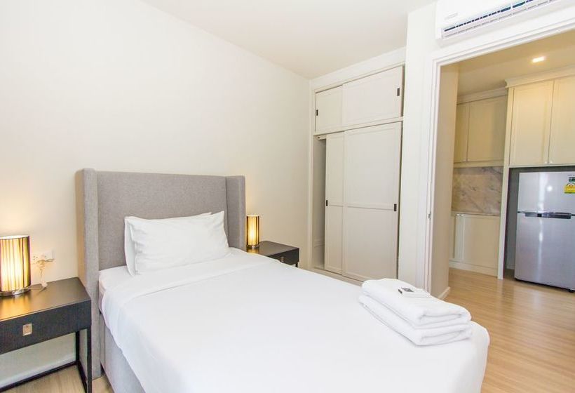 Hotel Dlux Condominium Phuket 14