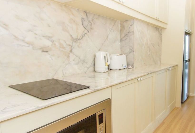 Hotel Dlux Condominium Phuket 19