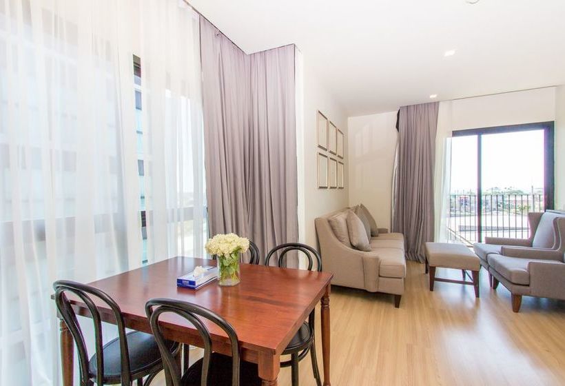 Hotel Dlux Condominium Phuket 20