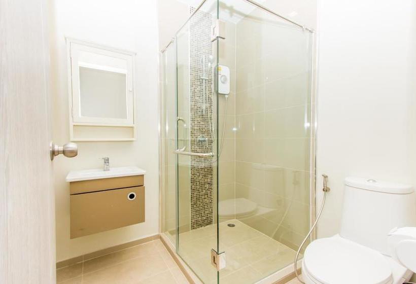 Hotel Dlux Condominium Phuket 5