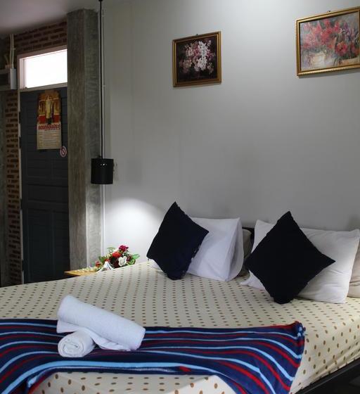 Hotel 102 Residence 13