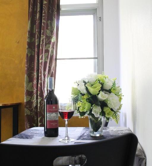 Hotel 102 Residence 7