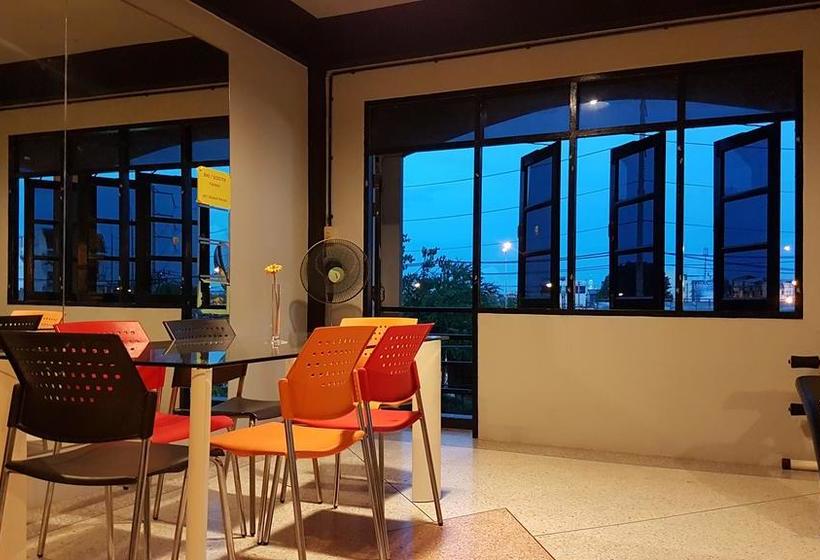 Mayom Hostel Phetchaburi 6