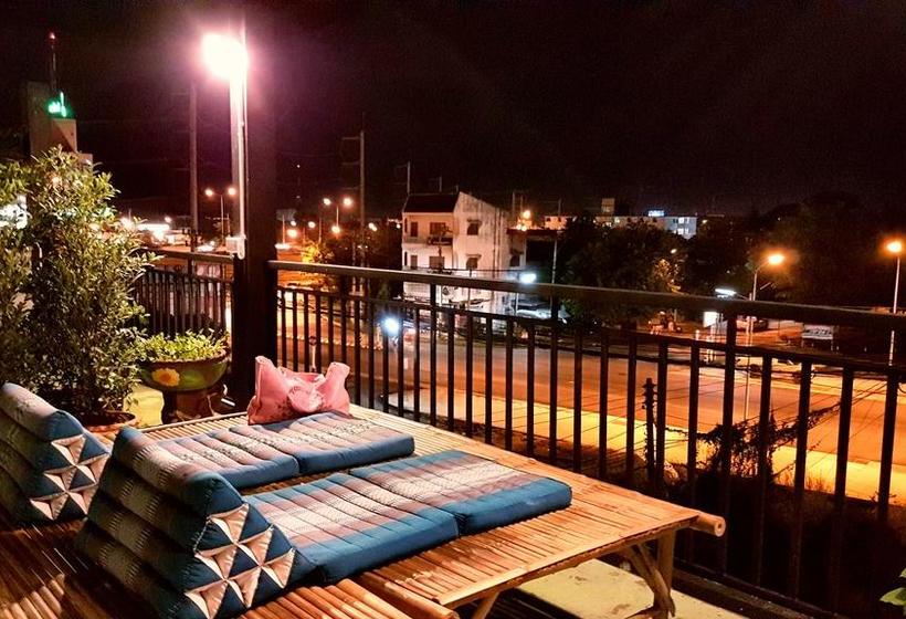 Mayom Hostel Phetchaburi 8