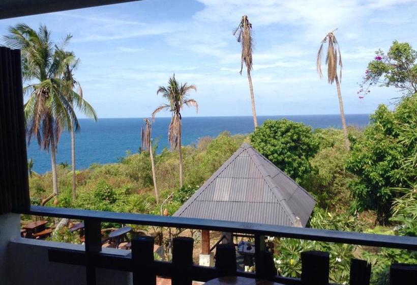 Sairee View Whale Skeleton Resort 20