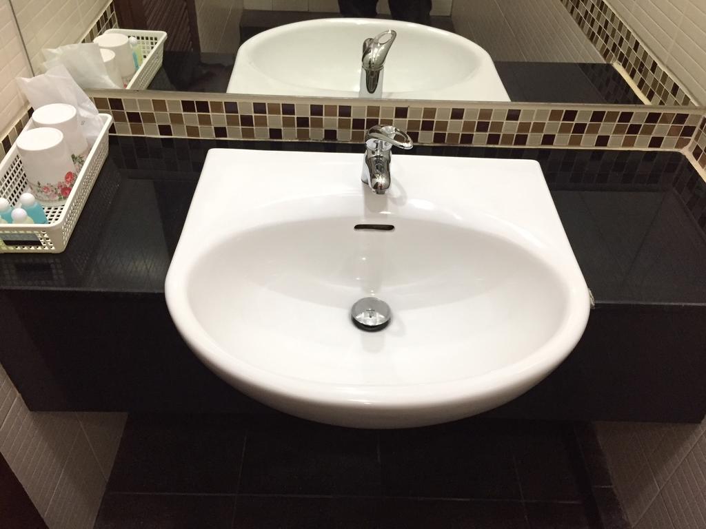 Hotel Baan Suan Khun Ta And Golf Resort 9