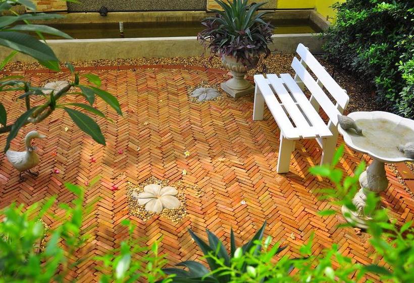 Hotel Iyaris Boutique Resort 10