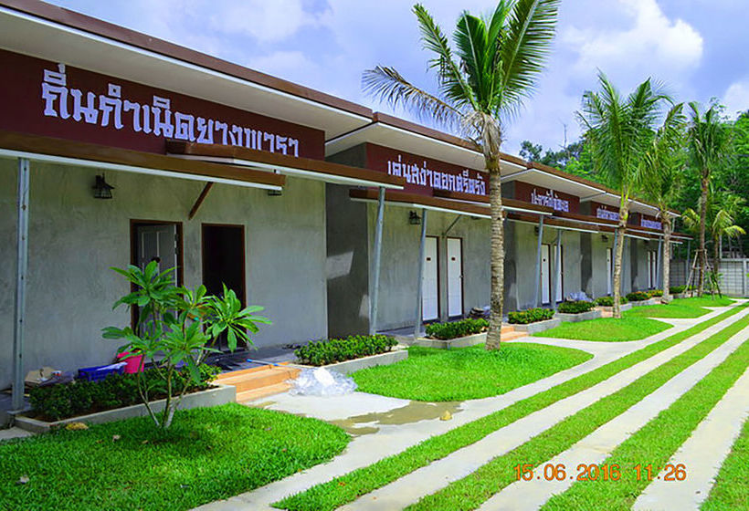 Hotel Ruenphukarn Resort