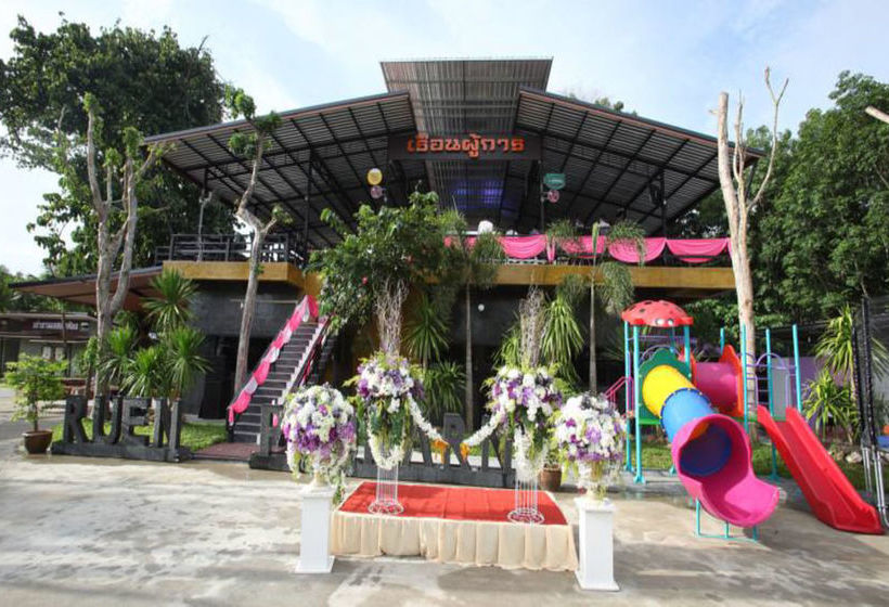 Hotel Ruenphukarn Resort 14