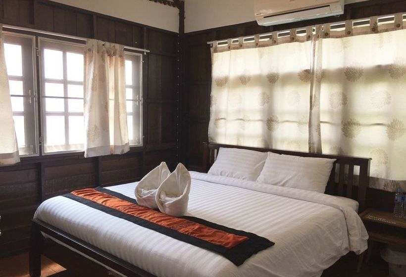 Hotel Niwas Ayutthaya 11