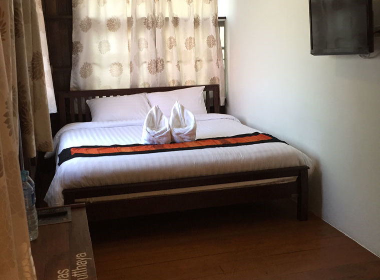 Hotel Niwas Ayutthaya 13