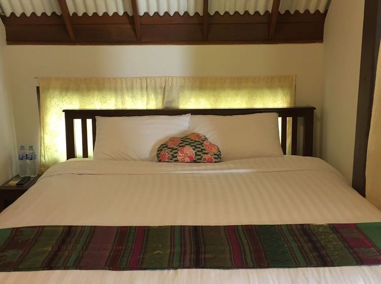 Hotel Niwas Ayutthaya 14