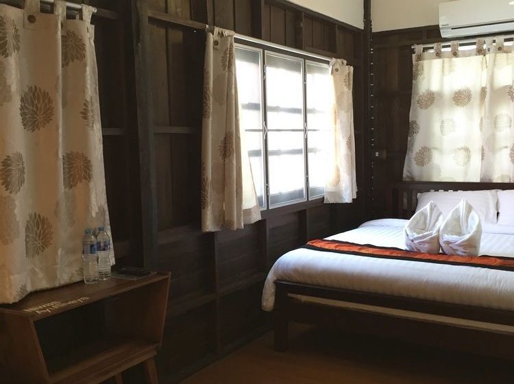 Hotel Niwas Ayutthaya 15