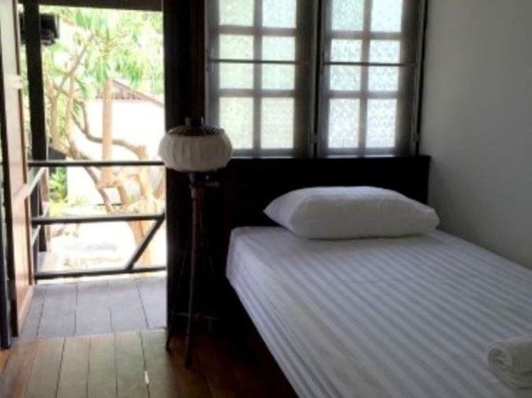 Hotel Niwas Ayutthaya 8