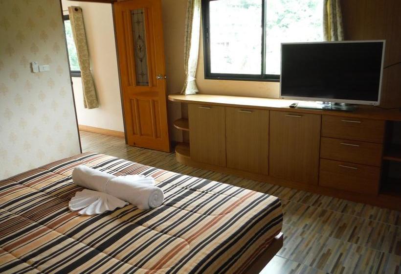 Pension Corsica Guesthouse 15