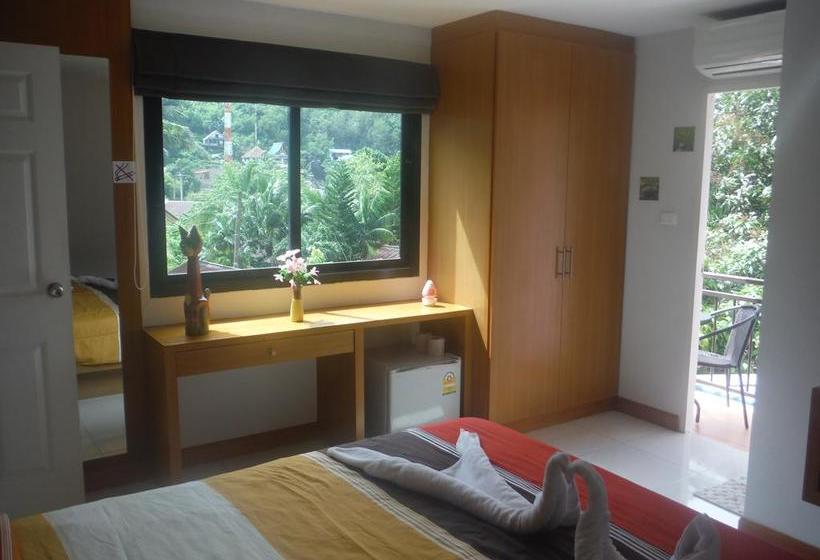 Pension Corsica Guesthouse 5