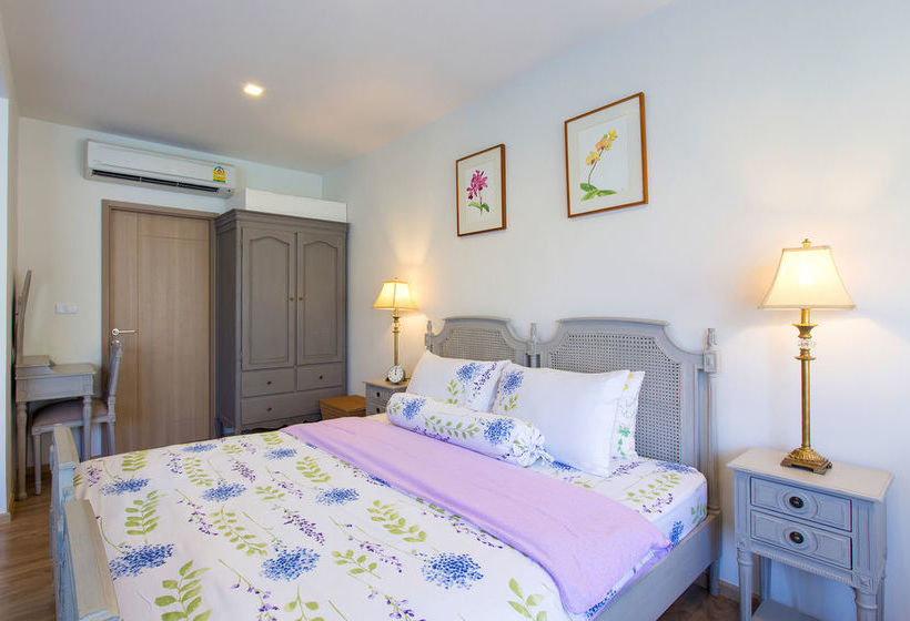 Baan Sanngarm Beachfront Condominium 12