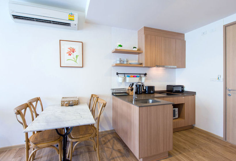 Baan Sanngarm Beachfront Condominium 14