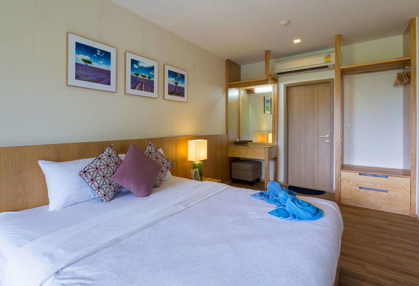 Baan Sanngarm Beachfront Condominium 6