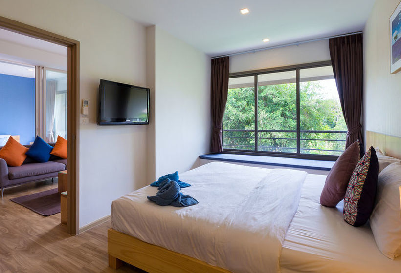 Baan Sanngarm Beachfront Condominium 7