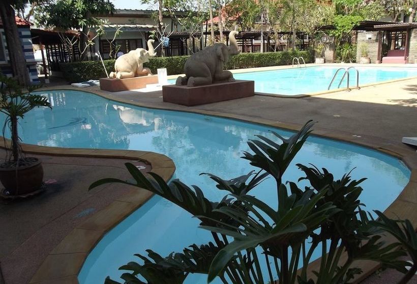 Sabai Hotel & Plaza 5