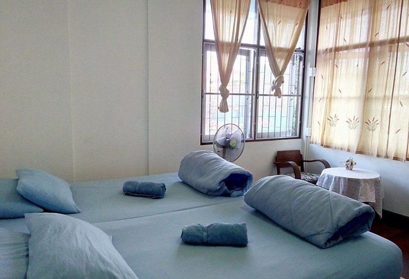 Hostel The Blue 14 House 11