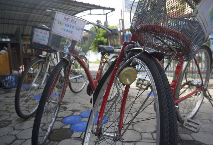 Hostel The Blue 14 House 18