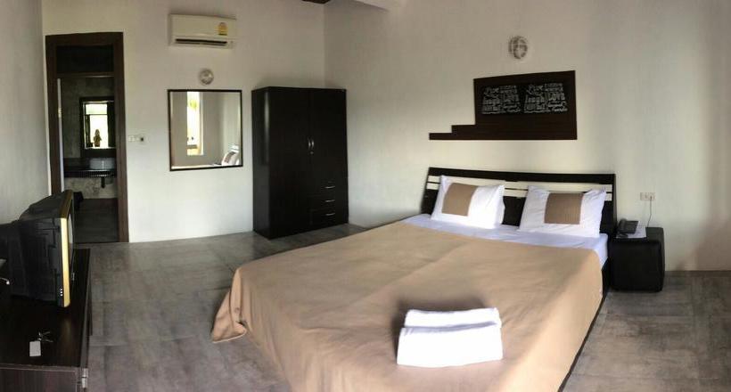 River Nature Hotel 1