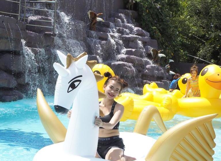 River Nature Hotel 16